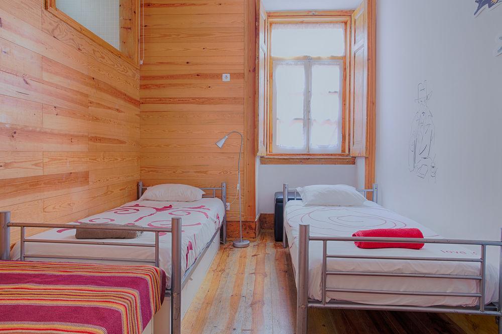Hostel Is *
